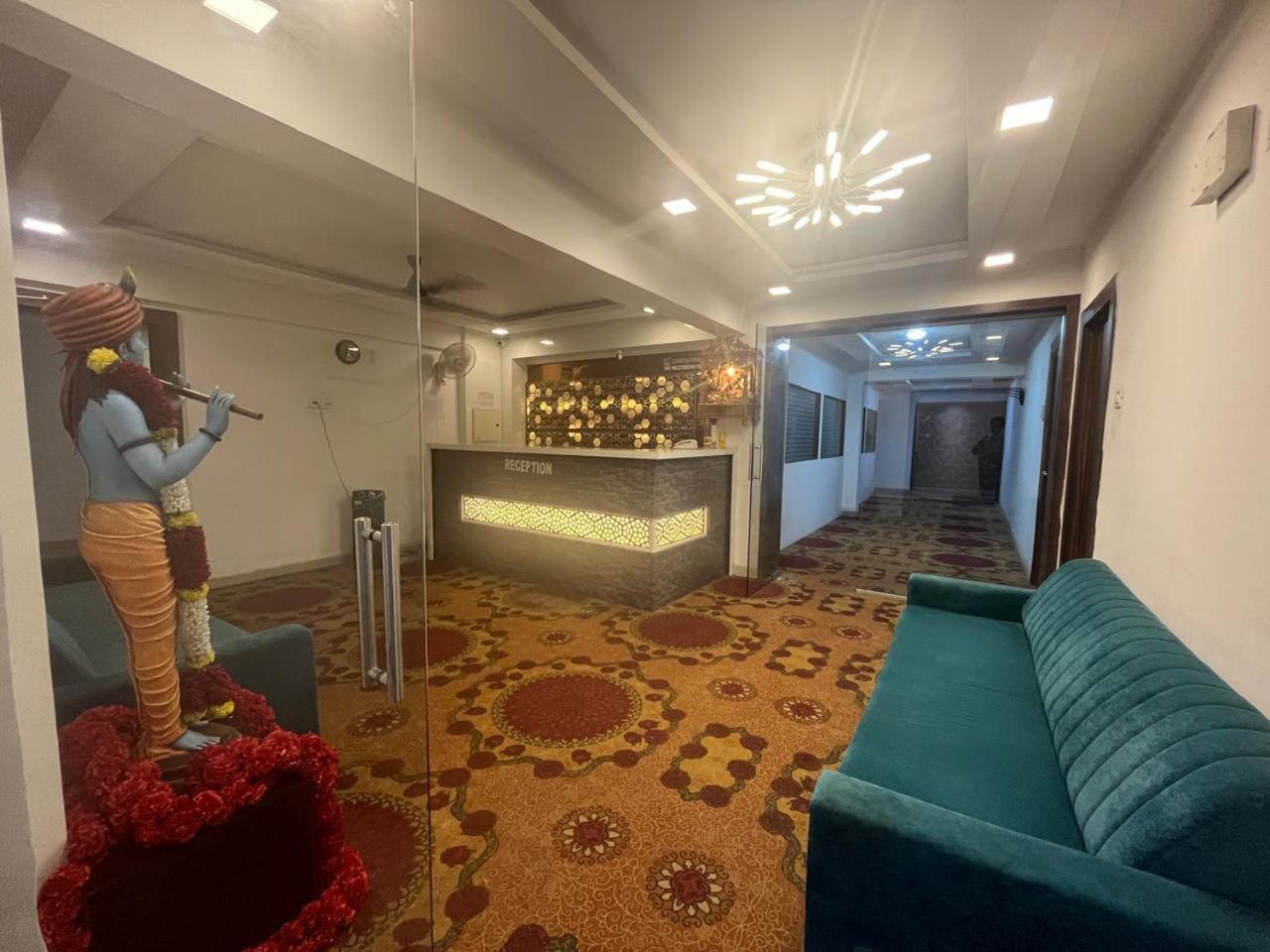 Arsh Executive Inn Dive Extérieur photo